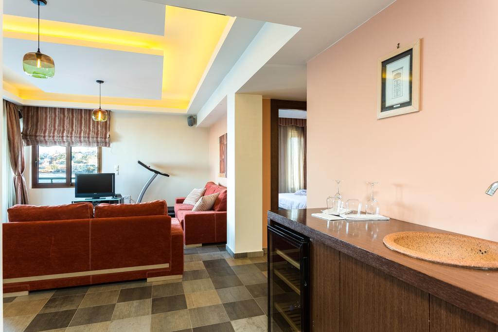Cavo Seaside Suites (Adults Only) Ретимно Екстериор снимка